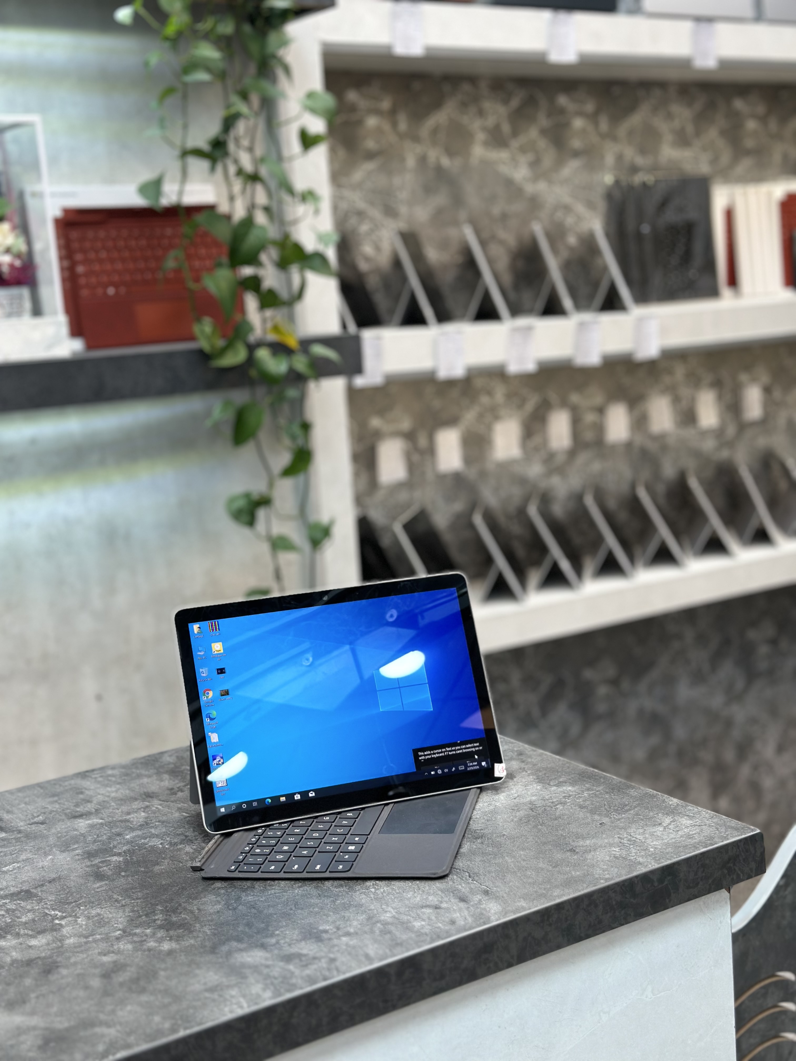 لپ تاپ Microsoft Surface Go 2 sim  Keyboard استوک