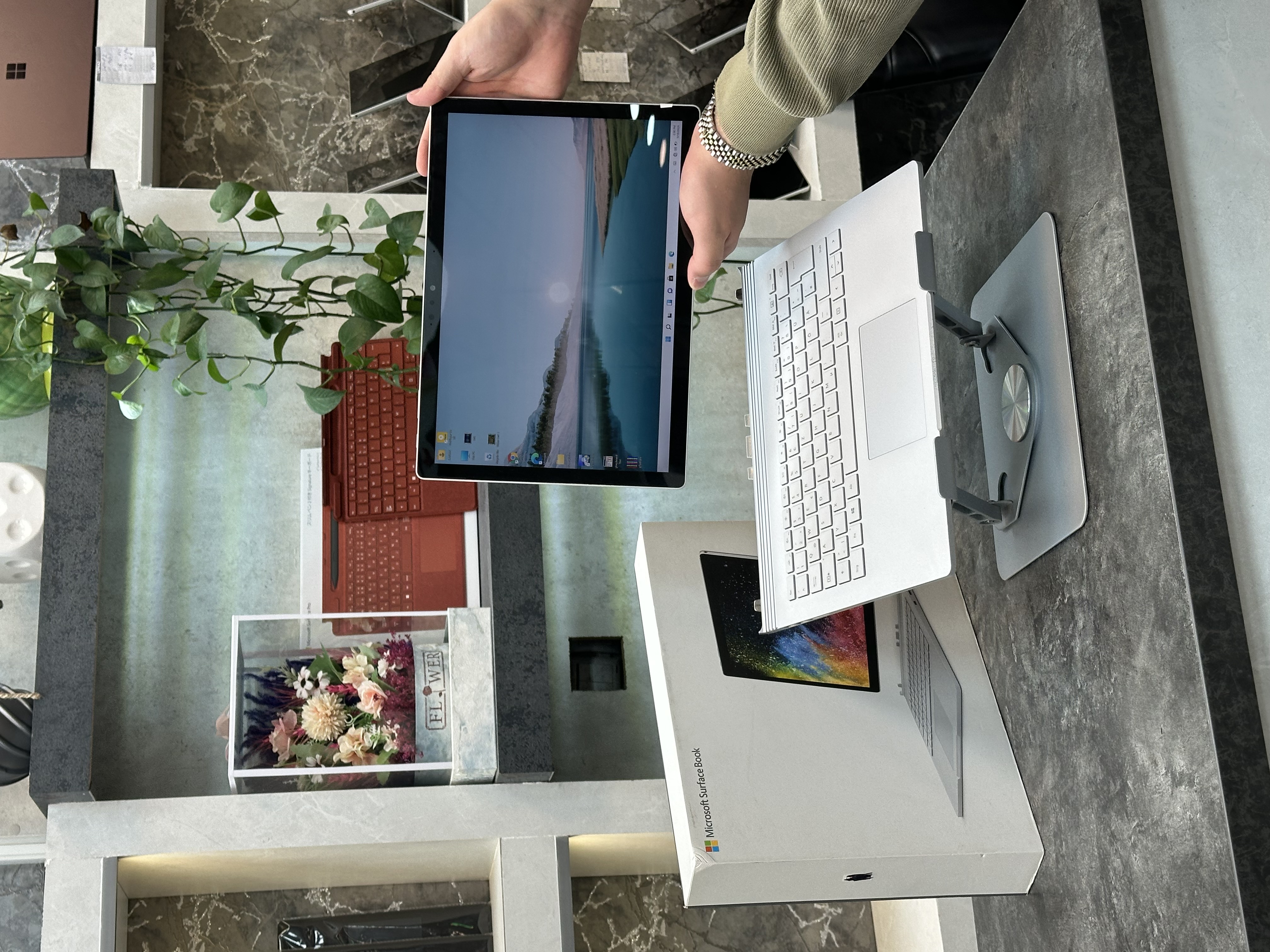 لپ‌تاپ Microsoft Surface Book 3استوک