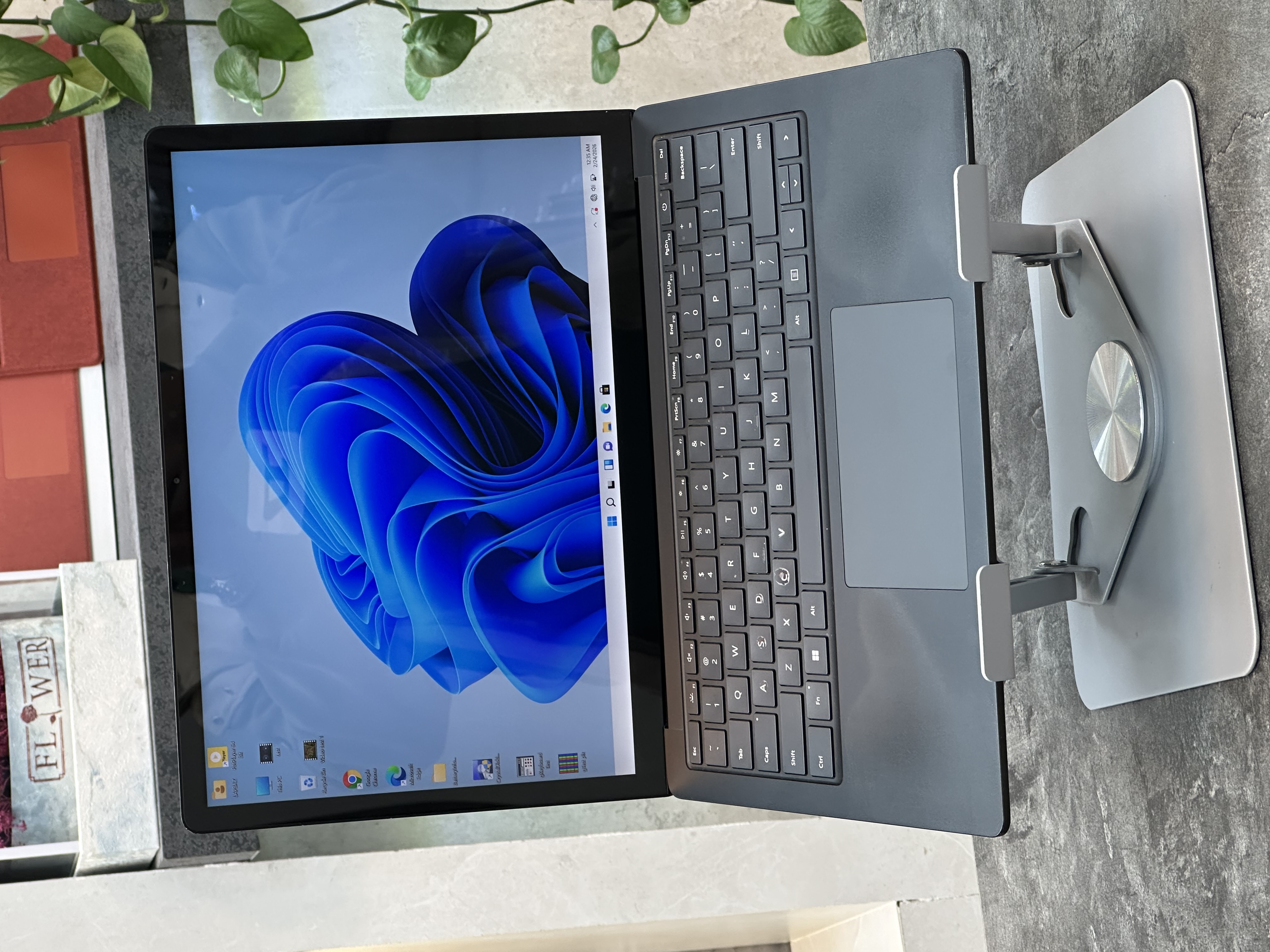 Surface لپتاپ۴(استوک)