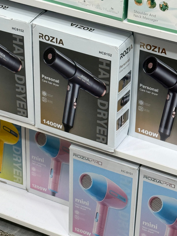 سشوار حرفهای روزیا مدل HC8152 با موتور قوی و متمرکزکننده